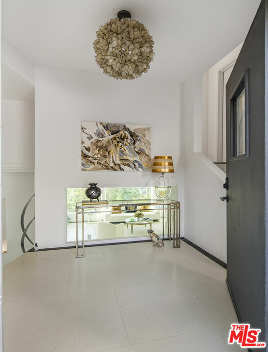 Property Photo: 3345 Wonder View Dr CA 90068