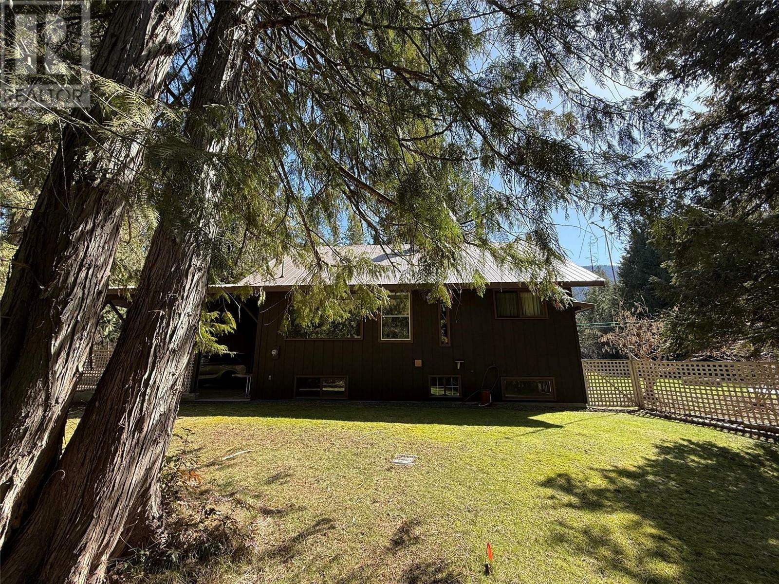 Property Photo: 5640 Rays Road BC V0G 2J0