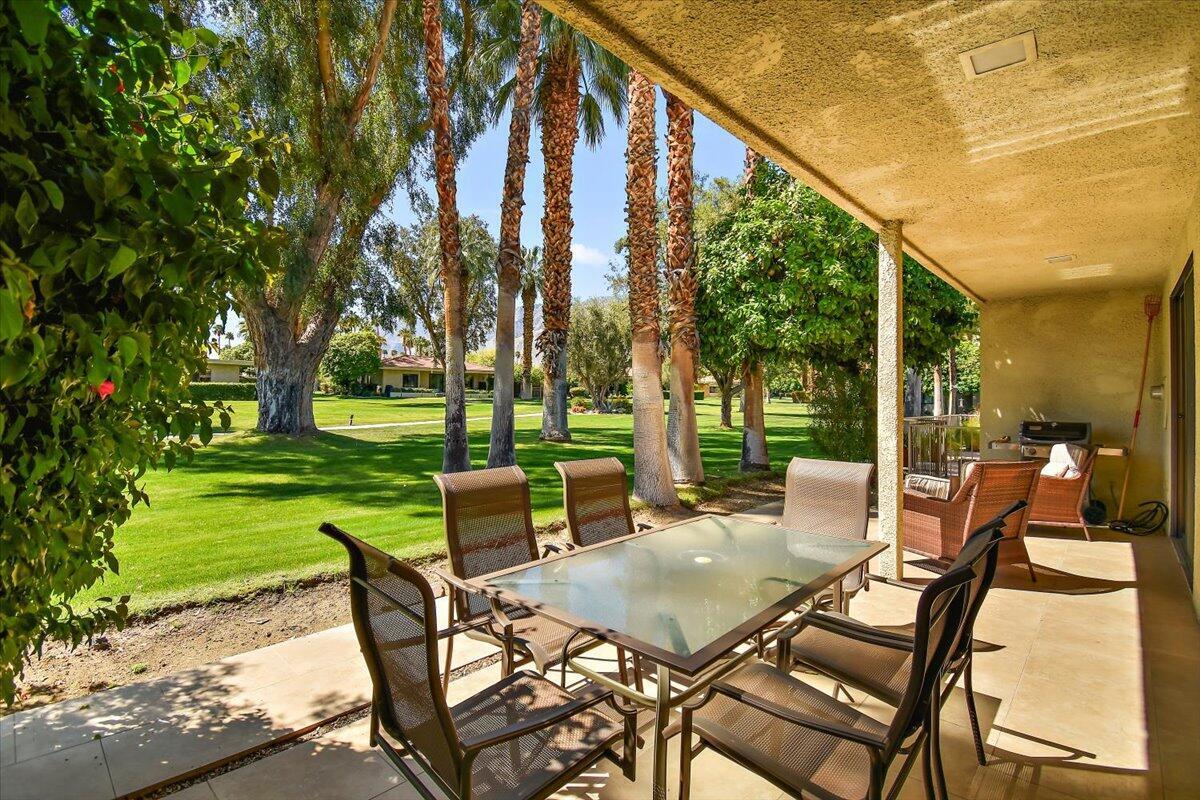 2353 Silver Oak Circle  Palm Springs CA 92264 photo