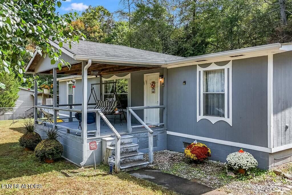 Property Photo:  2525 Old Harriman Hwy  TN 37840 