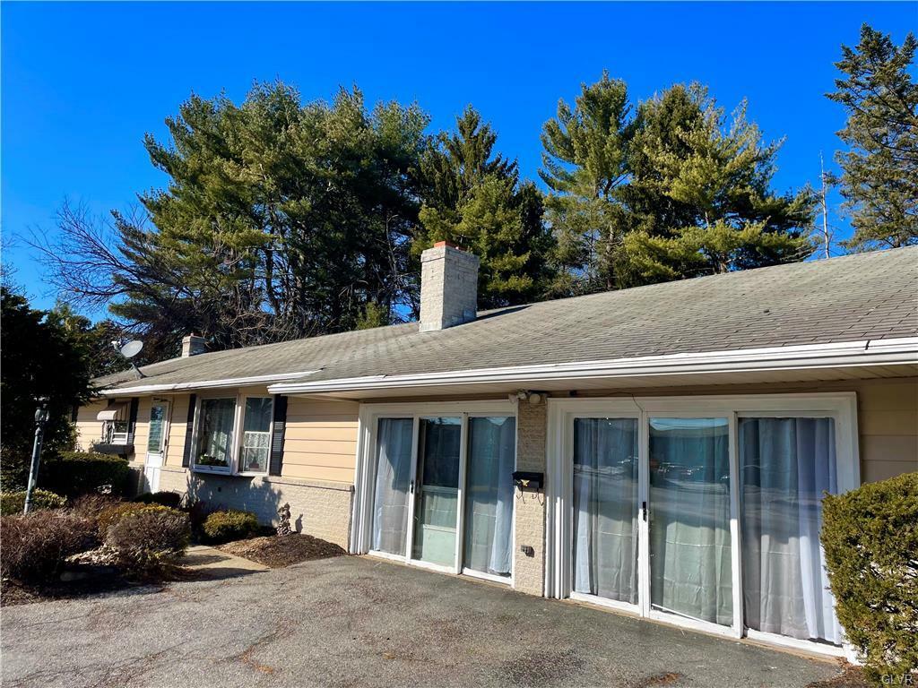 Property Photo: 1319 Overlook Road PA 18052