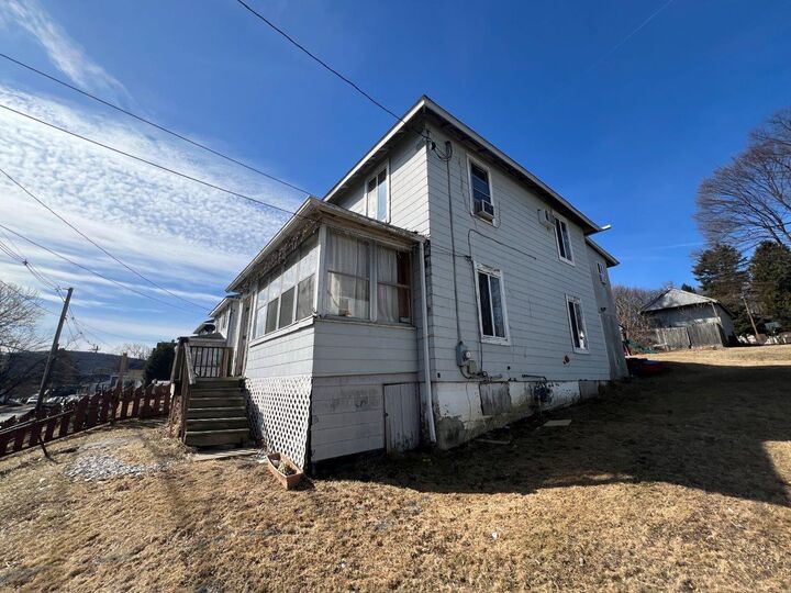 Property Photo:  85 Fowler Avenue  NY 12550 