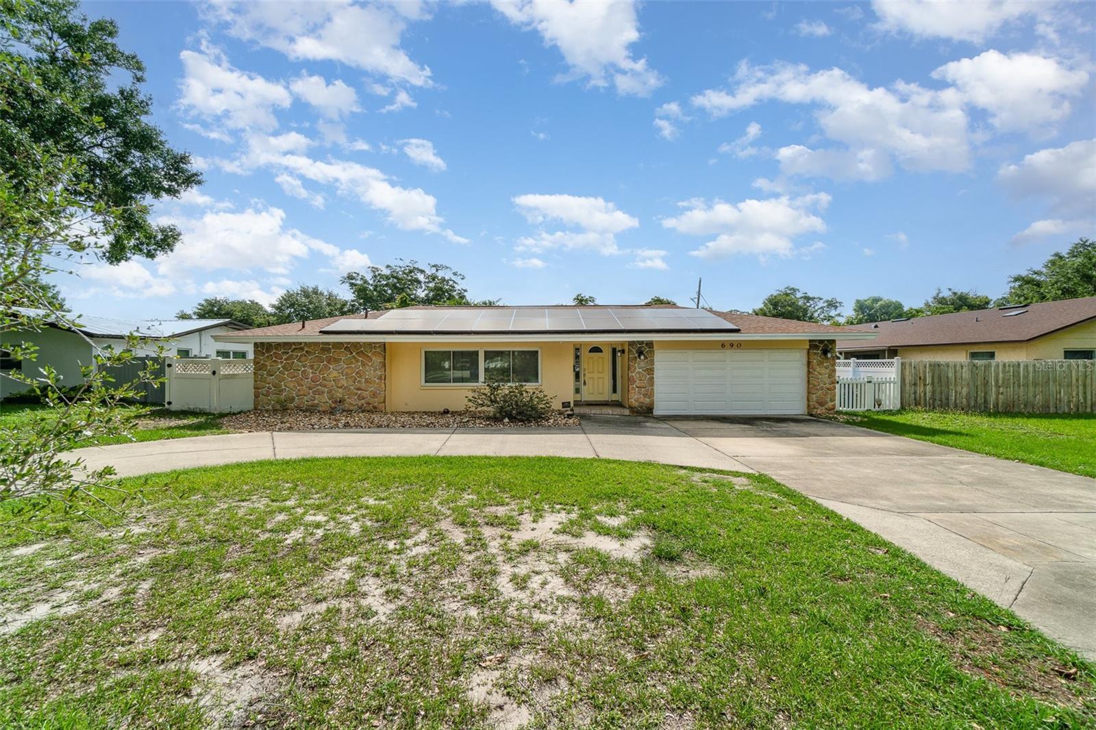 Property Photo: 690 S Lakemont Avenue FL 32792
