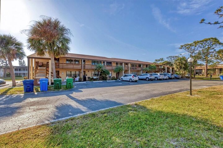 Property Photo: 11 Quails Run Boulevard 9 FL 34223