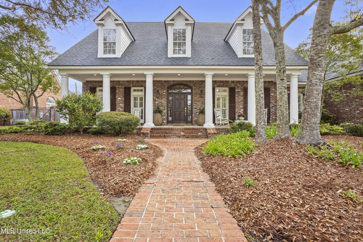 16 Lawrence Place  Gulfport MS 39507 photo