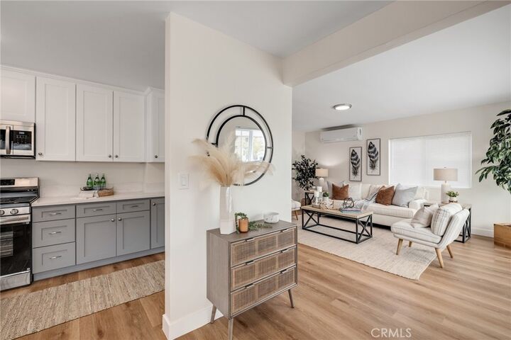 Property Photo: 13933 Doty CA 90250