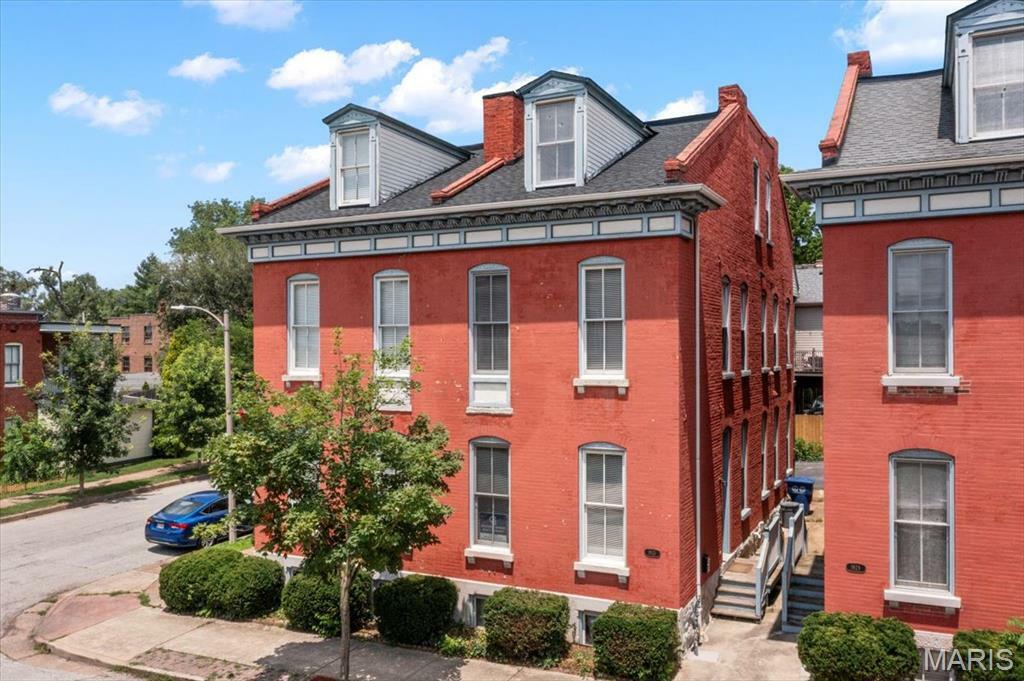 Property Photo: 1931 Arsenal Street MO 63118