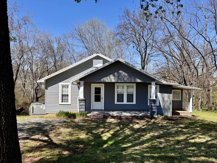 311 College Ave  Lawrenceburg TN 38464 photo