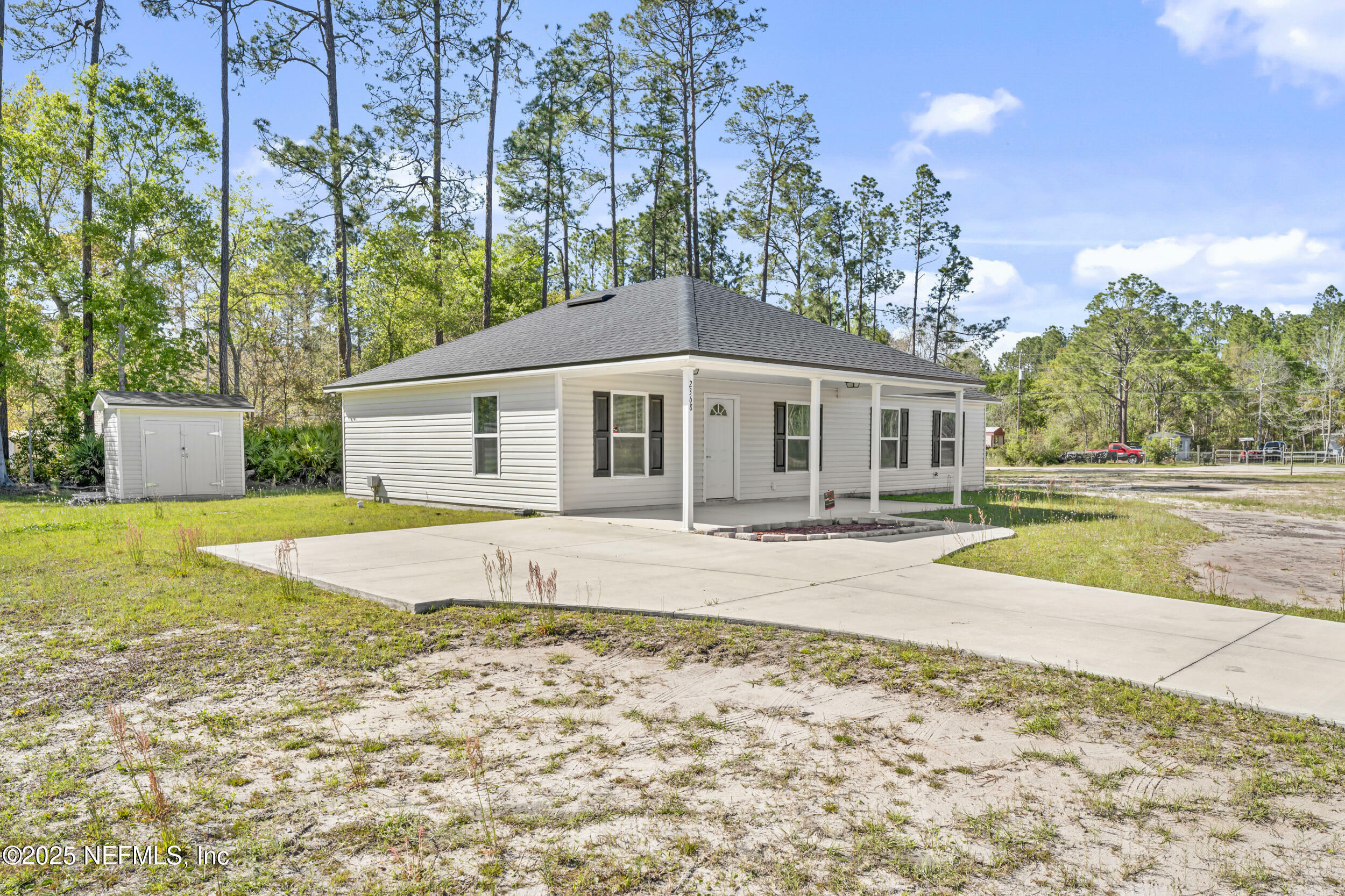 Property Photo: 2368 Hibiscus Avenue FL 32068