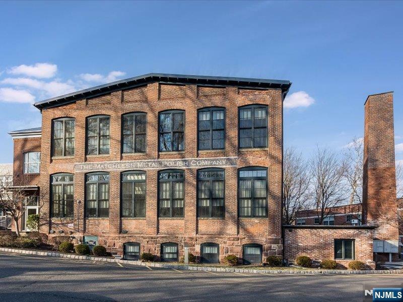 25 Clark Street 202  Glen Ridge NJ 07028 photo