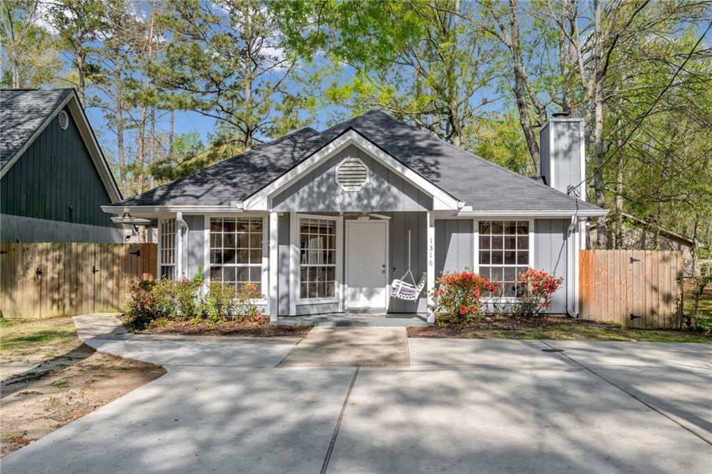 Property Photo: 1316 Marigny Avenue LA 70448