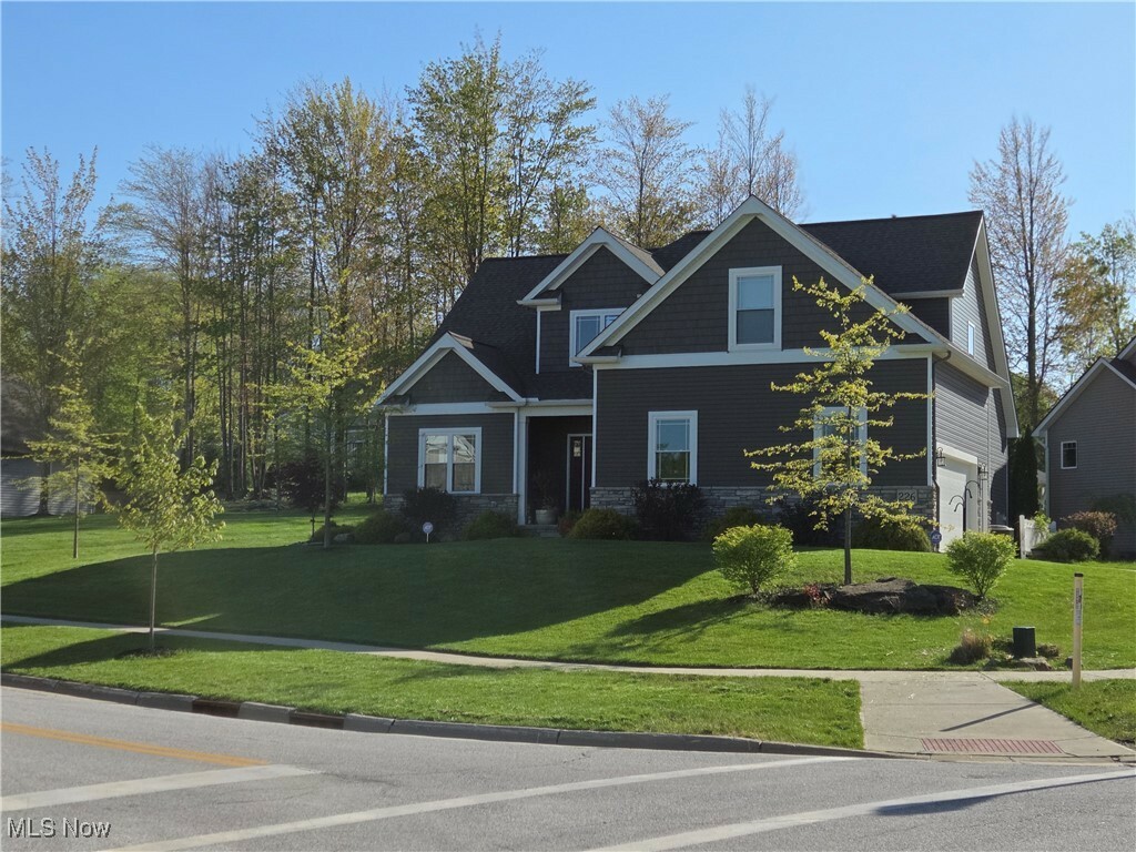 Property Photo: 226 Hidden Glen Trail OH 44024