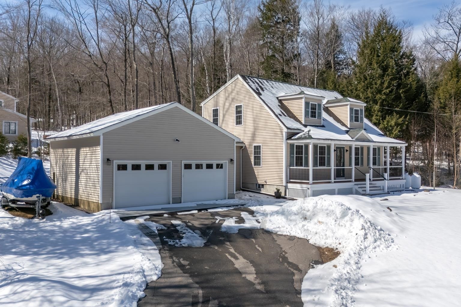 Property Photo: 730 Middle Route NH 03237