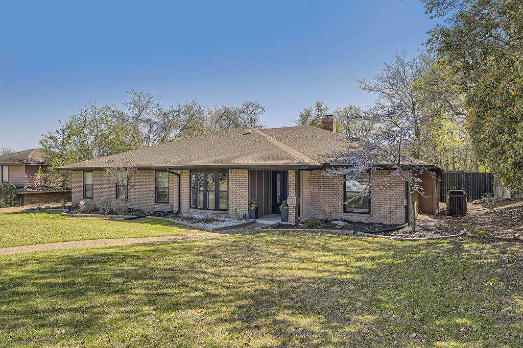 13 Windward Road  Benbrook TX 76132 photo