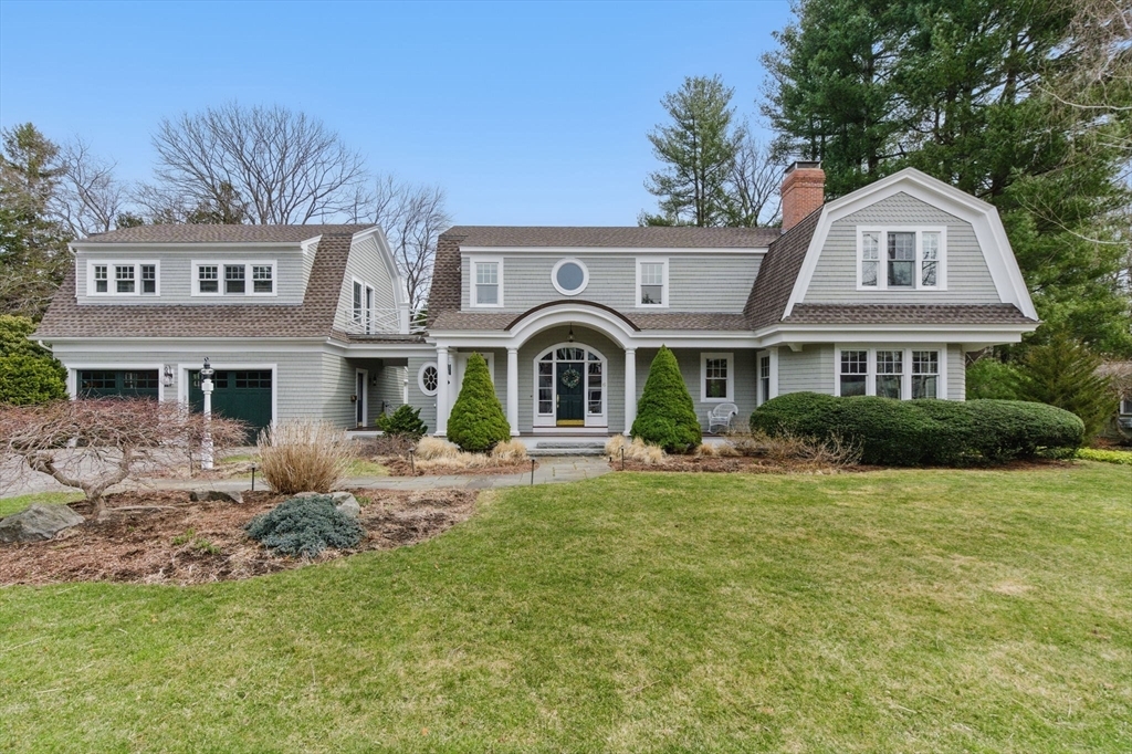 Property Photo: 6 Foster Rd MA 02421