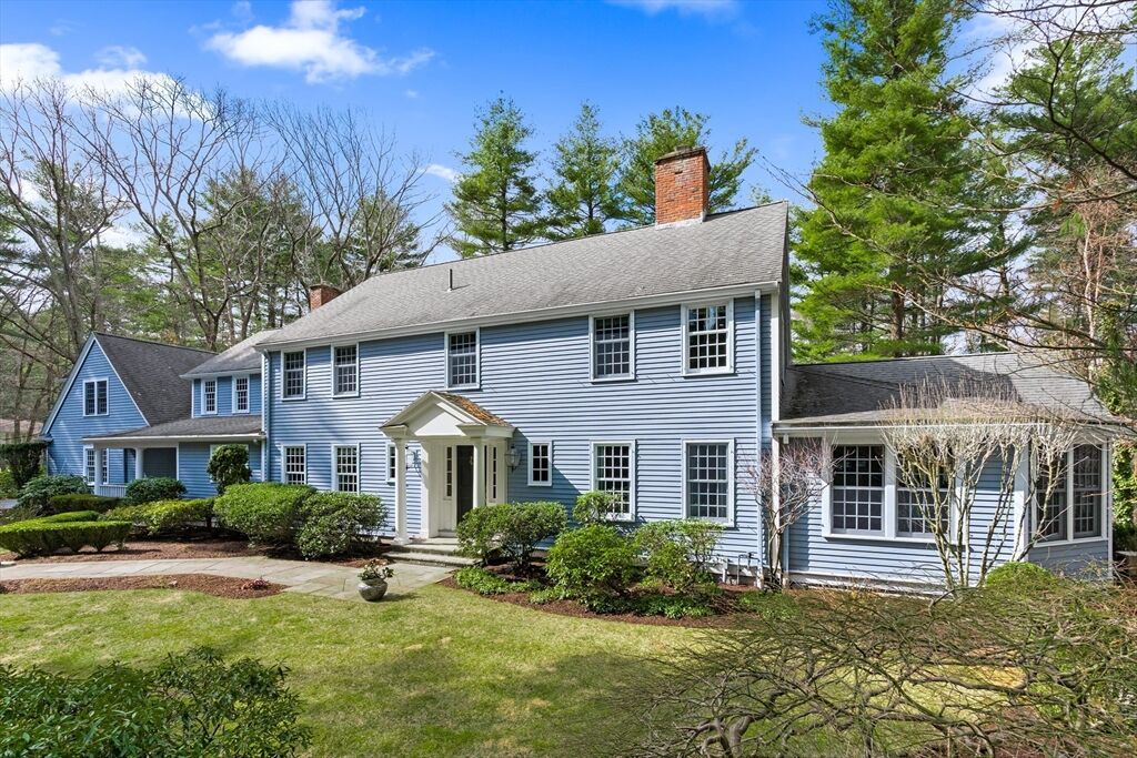 Property Photo:  22 Chadwick Rd  MA 02493 