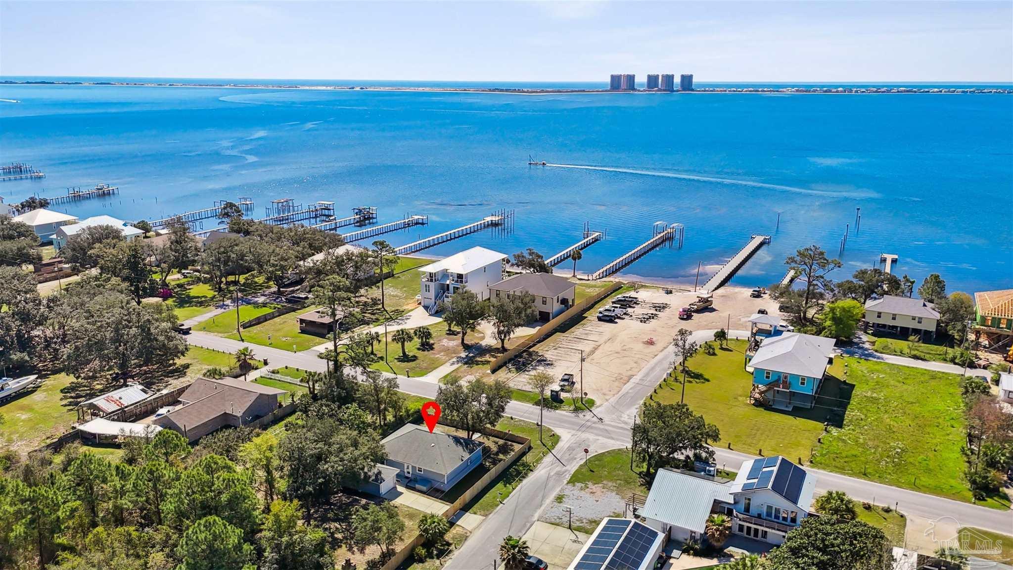 Property Photo: 3158 Bay St FL 32563