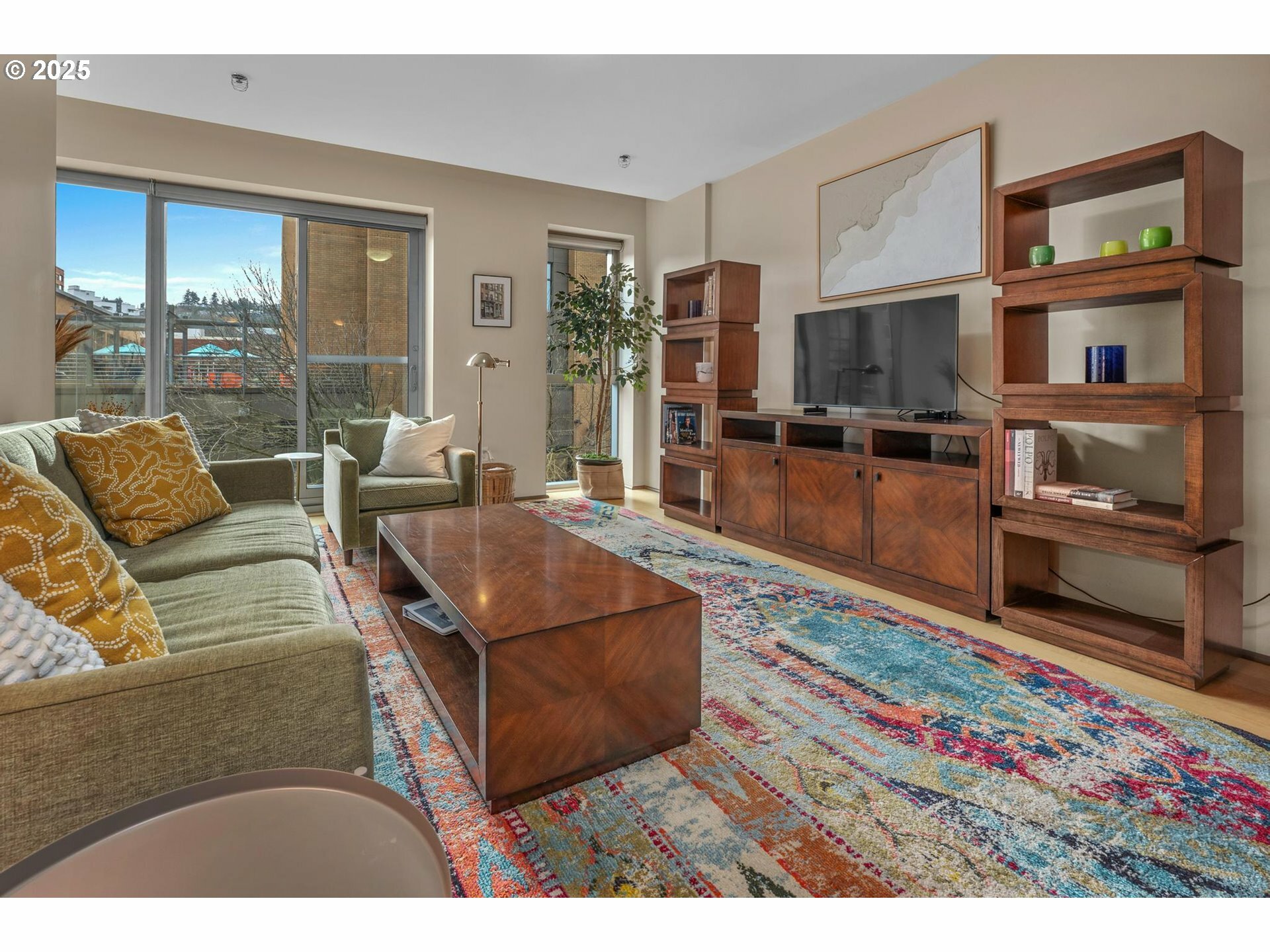 Property Photo: 1221 SW 10th Ave 306 OR 97205