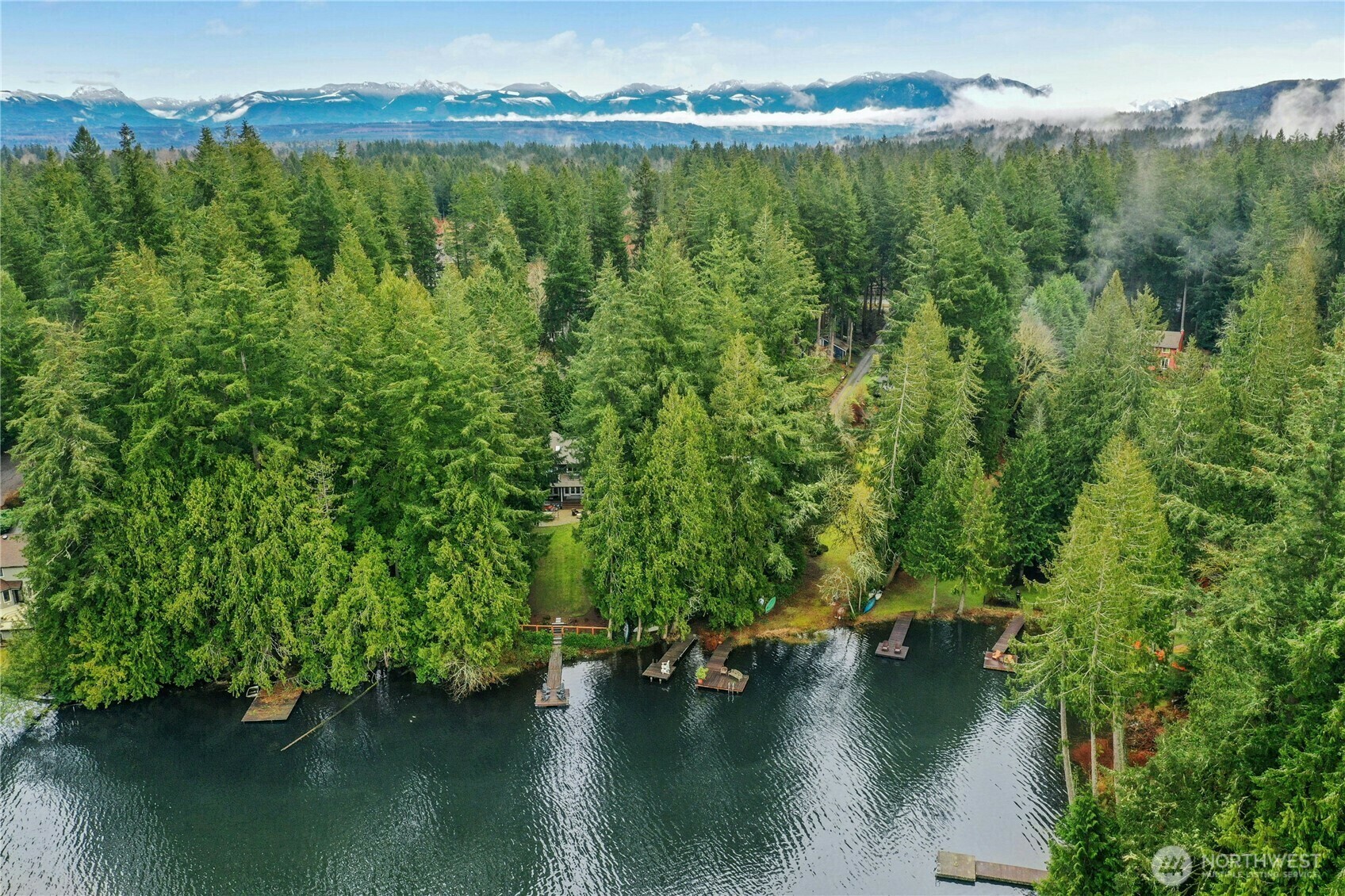 Property Photo:  25432 SE 28th Street  WA 98075 