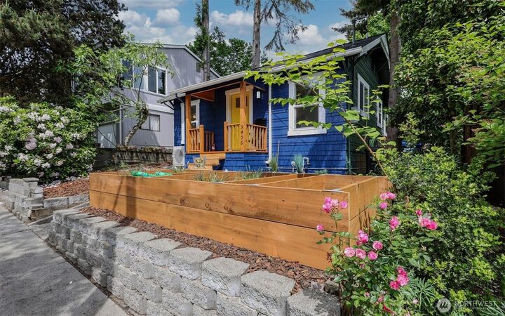 Property Photo: 3406 NE 62nd Street WA 98115