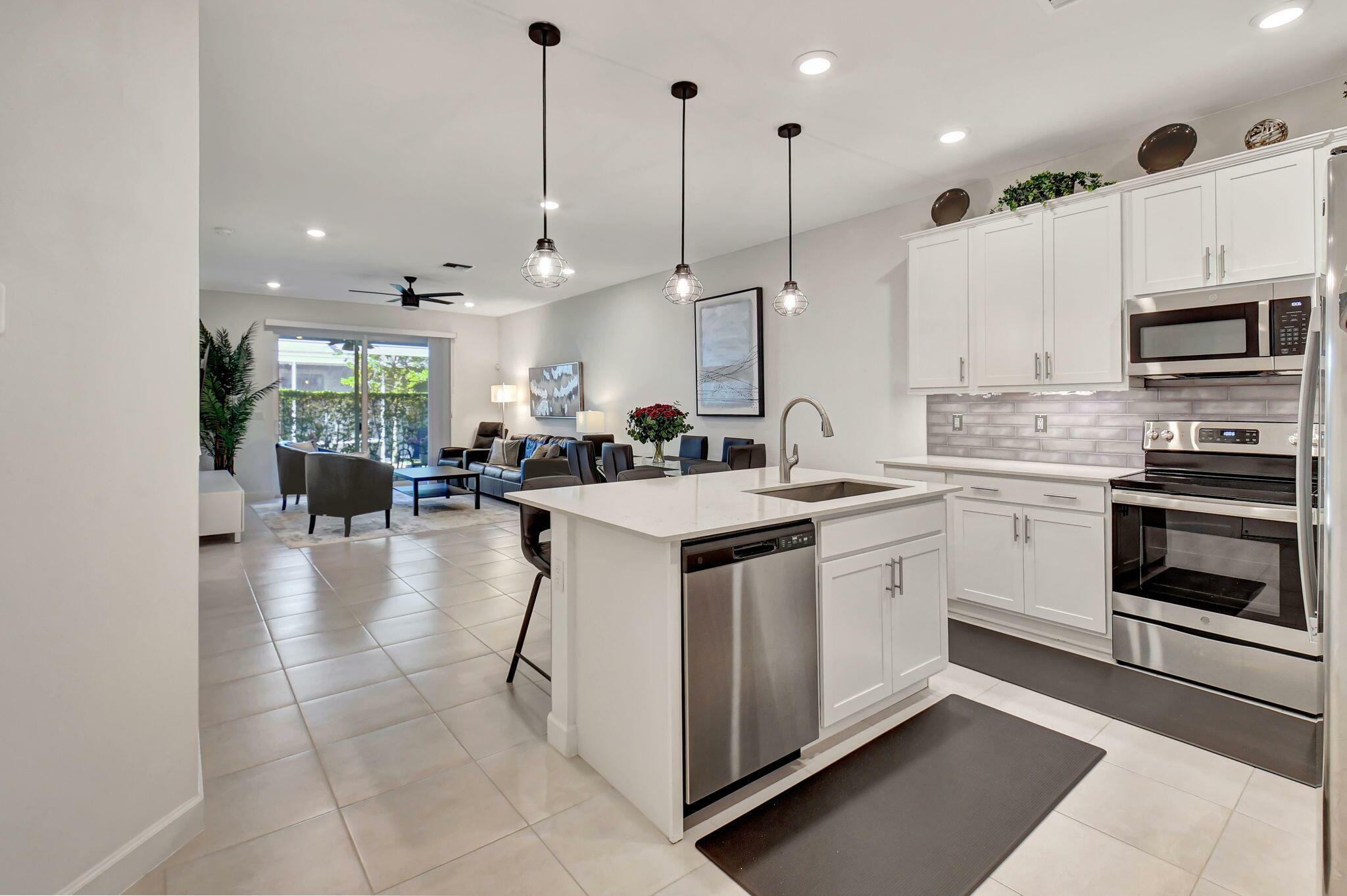 Property Photo: 14481 Highland Center Way FL 33446