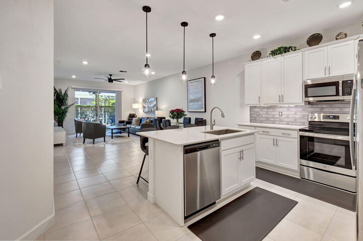 Property Photo:  14481 Highland Center Way  FL 33446 