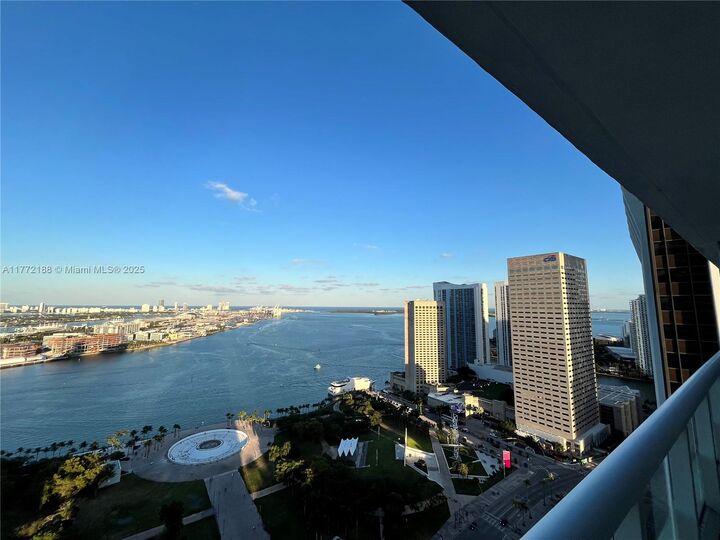 Property Photo: 50 Biscayne Blvd 3508 FL 33132