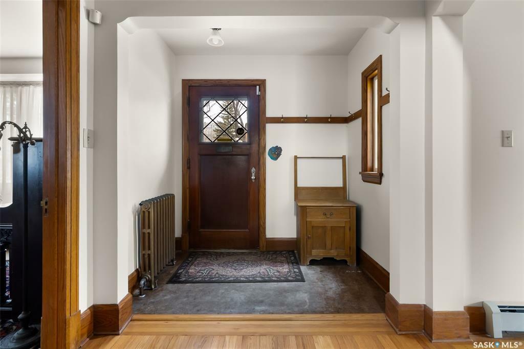 Property Photo: 2400 Retallack Street SK S4T 2L1