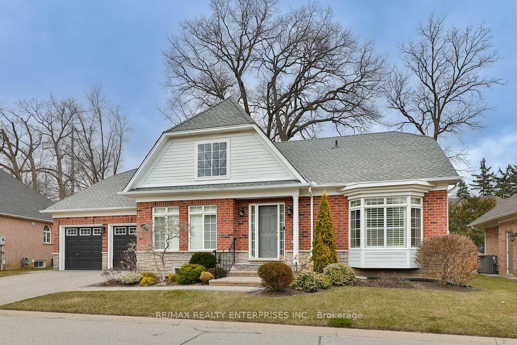Property Photo: 1405 Lorne Park Road 130 ON L5H 3B2