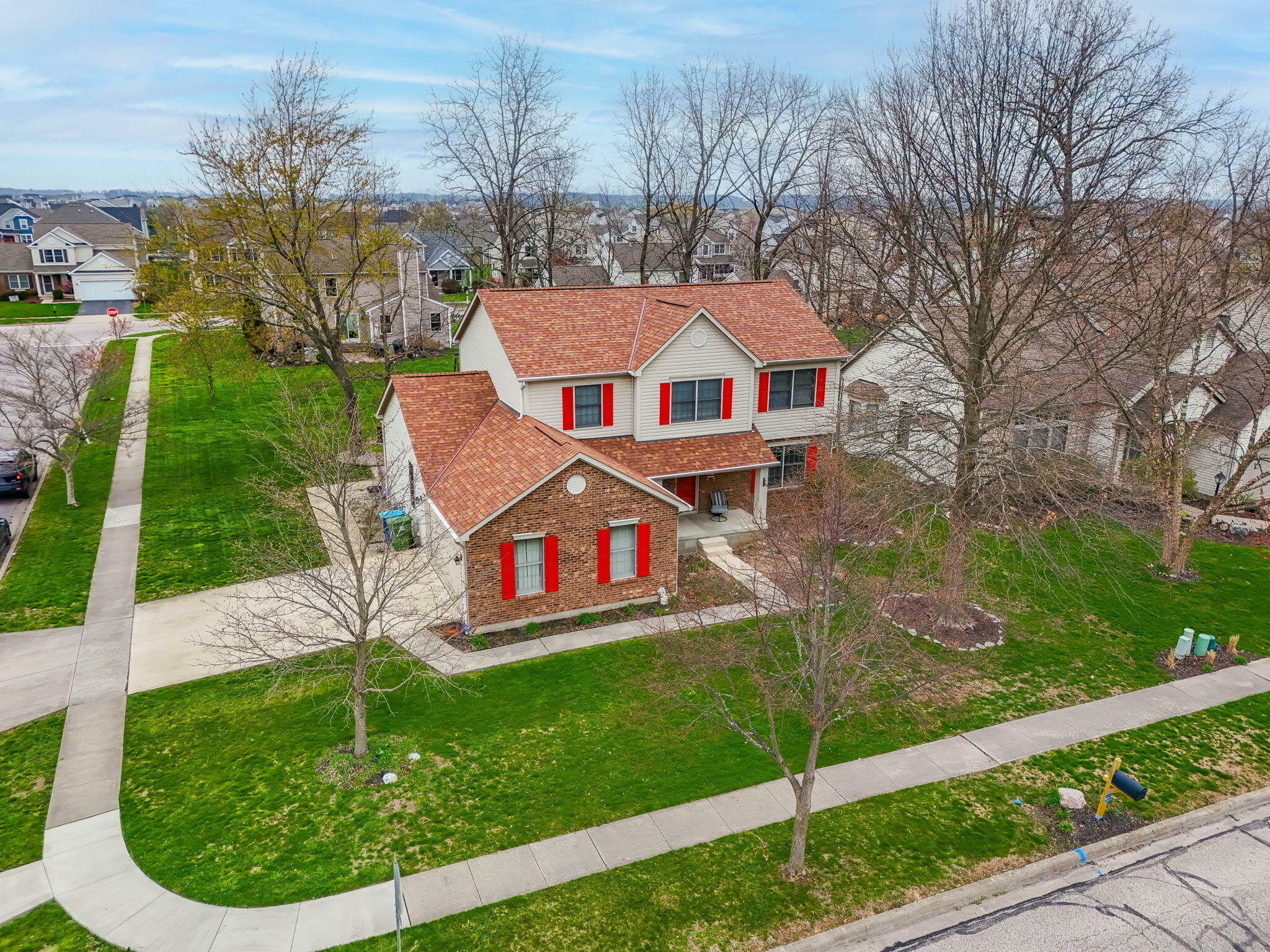 Property Photo:  1829 Deer Crossing Drive  OH 43040 