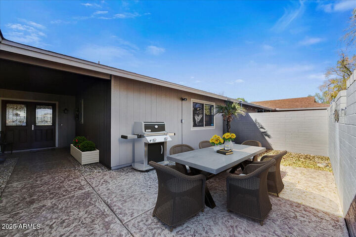 Property Photo: 18410 N 104th Avenue AZ 85373