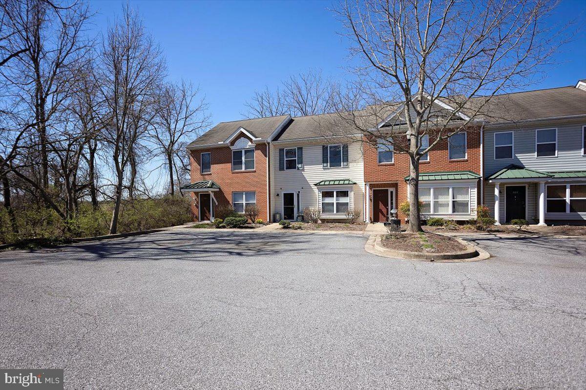 Property Photo: 300 Hilltop Lane MD 21620