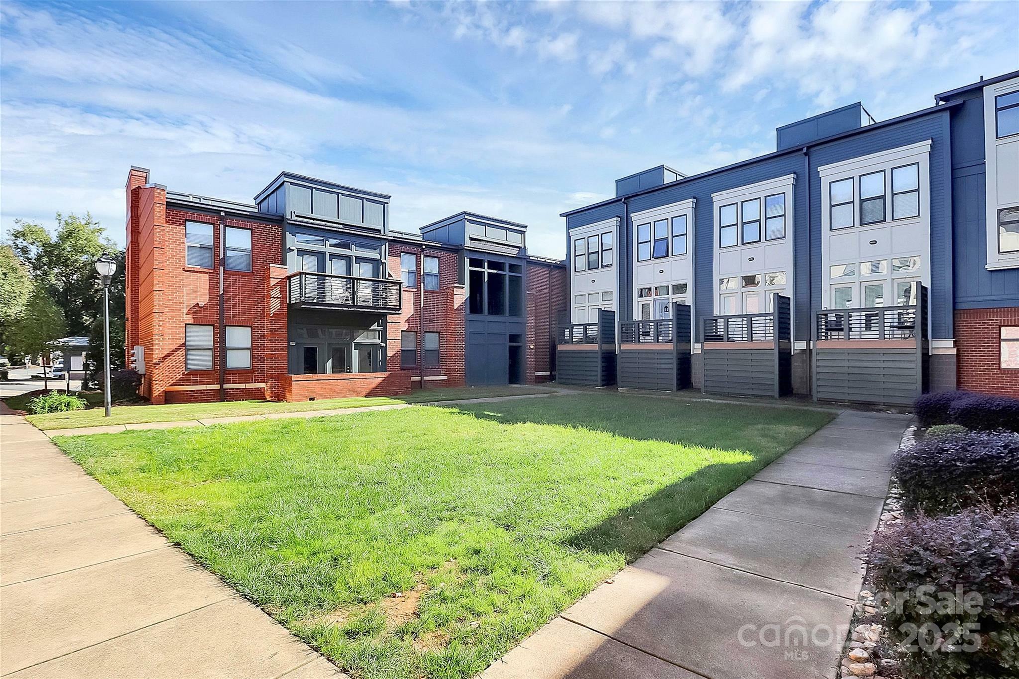 Property Photo: 474 New Bern Station Court NC 28209