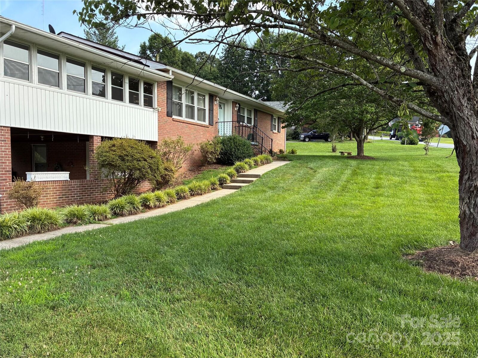 Property Photo:  107 Mull Lane  NC 28655 
