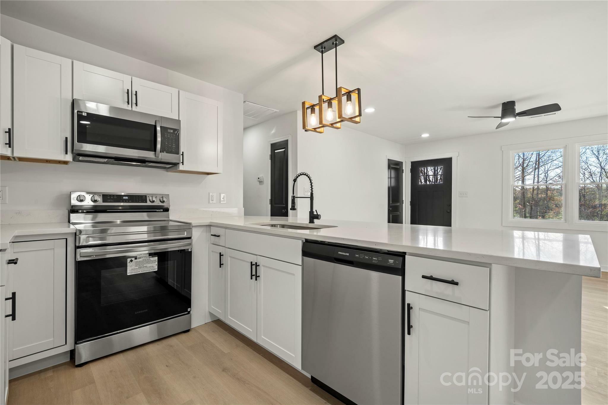 Property Photo: 2120 Green Oak Drive NC 28152