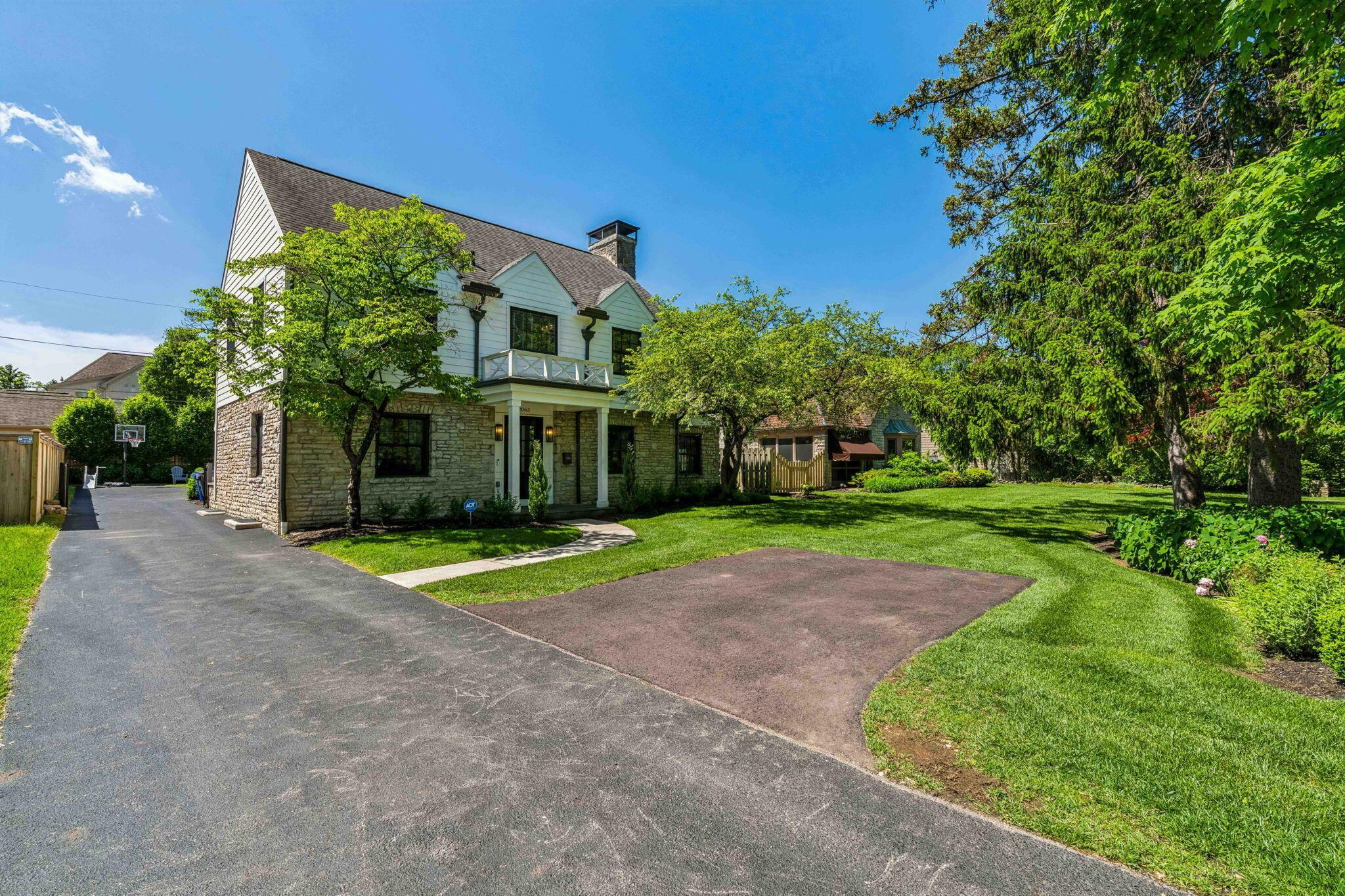 2063 W Lane Avenue  Columbus OH 43221 photo