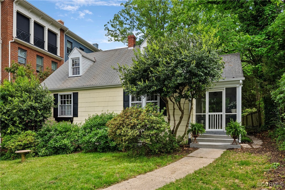 Property Photo: 507 Libbie Avenue VA 23226