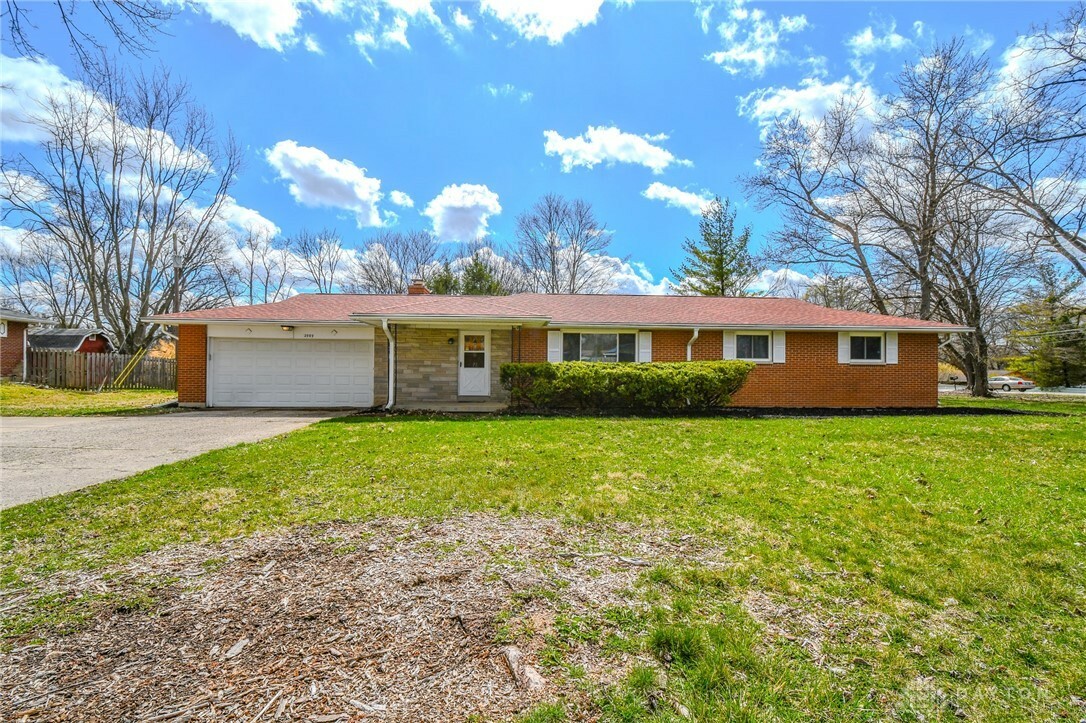 Property Photo: 2989 McKay Road OH 45432