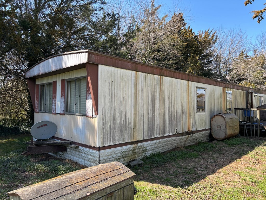 Property Photo: 25101 Matthews Rd VA 23417