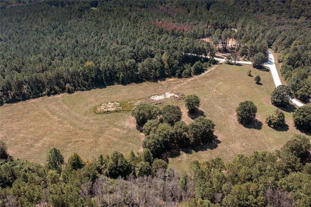 Property Photo:  223 Riversong Road  GA 30117 