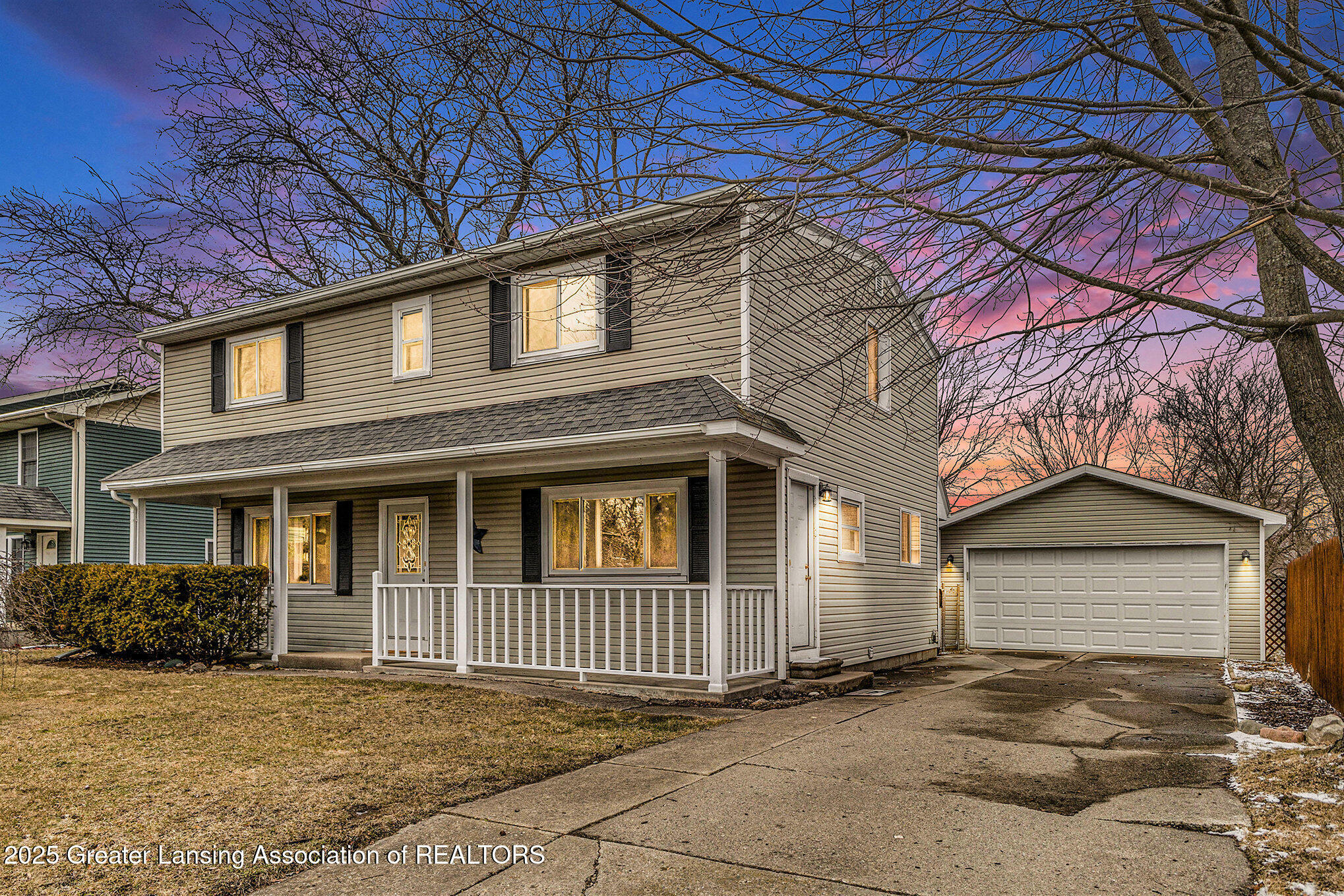 Property Photo: 434 W Oak Street MI 48854