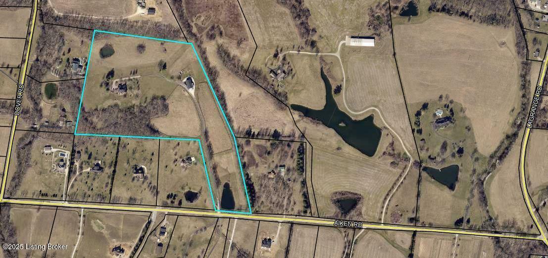 Property Photo: 518 Aiken Rd KY 40065