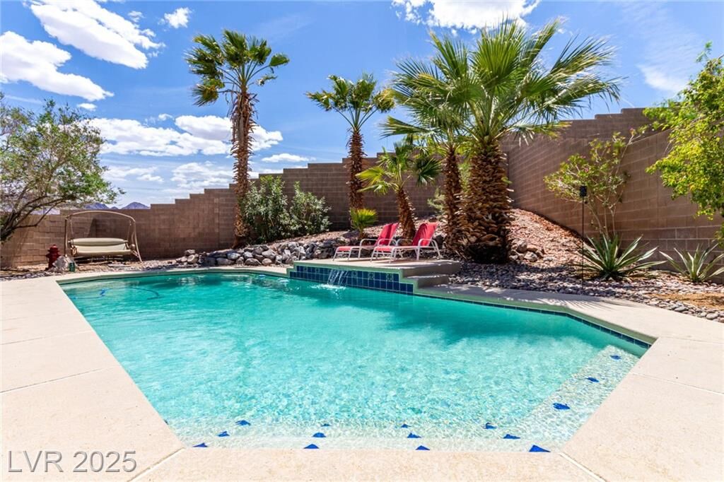Property Photo:  231 Pioneers Peak Avenue  NV 89002 