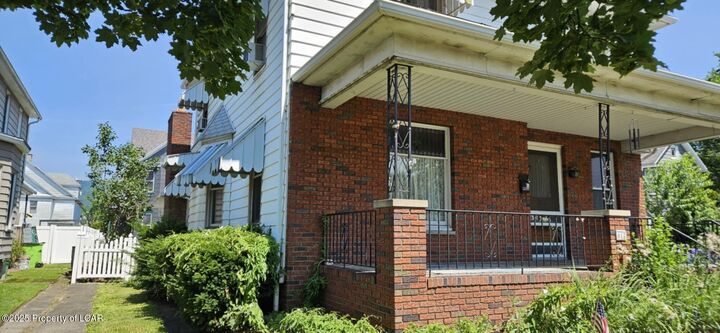 Property Photo: 612 Wyoming Avenue PA 18643