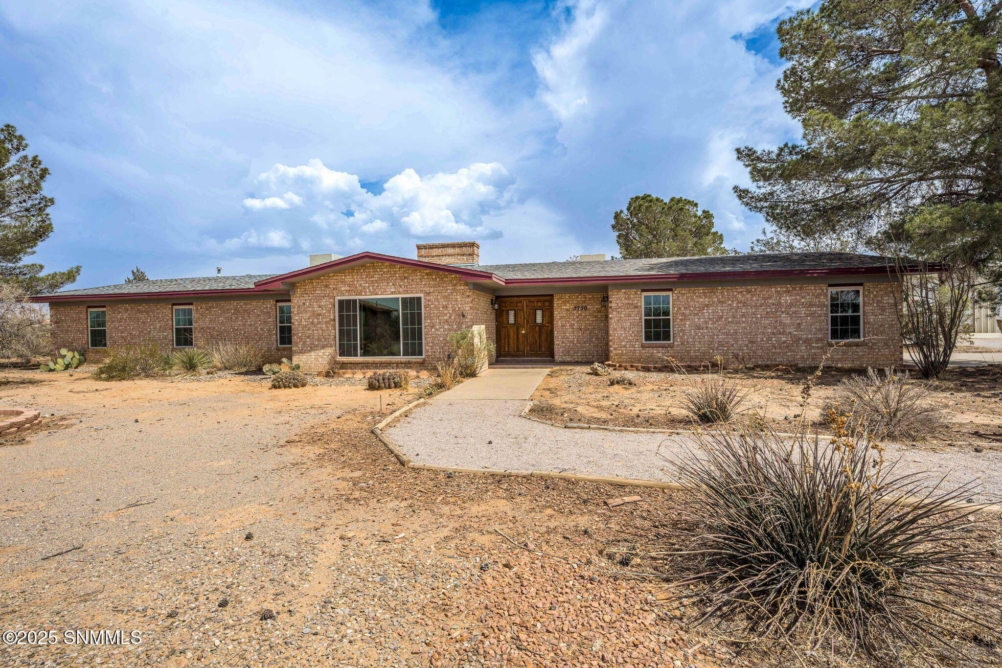 Property Photo: 5750 Shadow Hills Road NM 88012