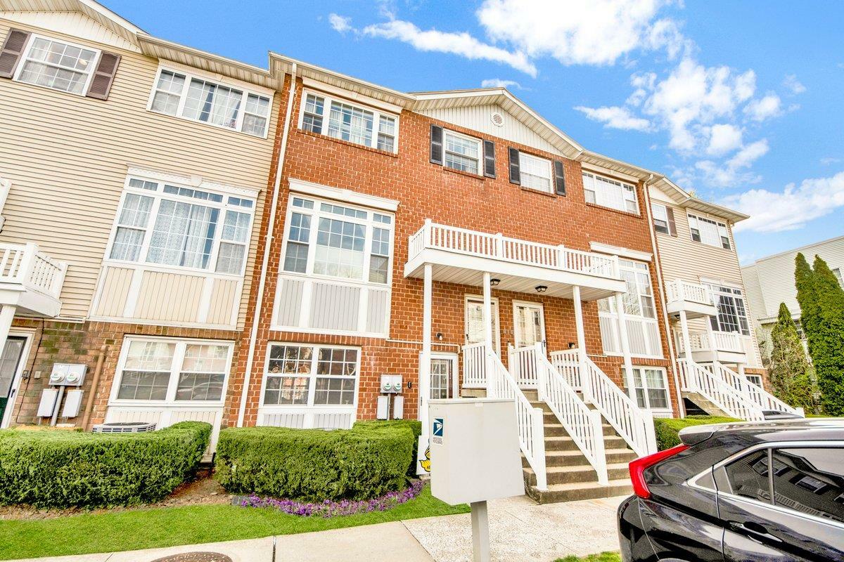 Property Photo: 109 Neptune Lane 5 NY 10473