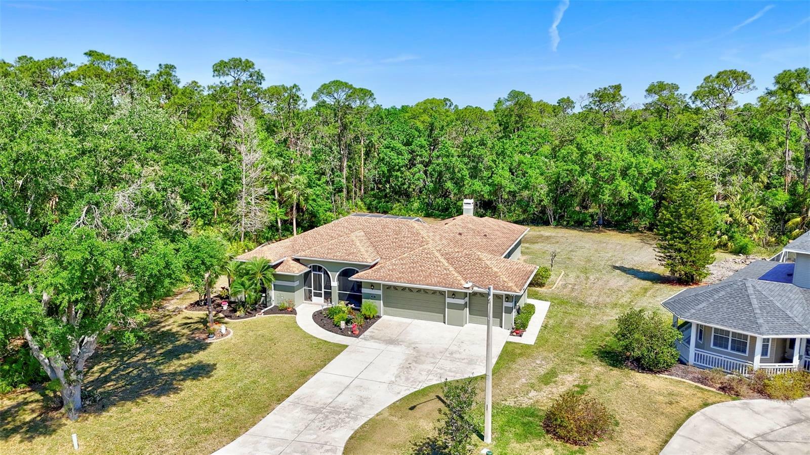 Property Photo: 15107 3rd Drive E FL 34212