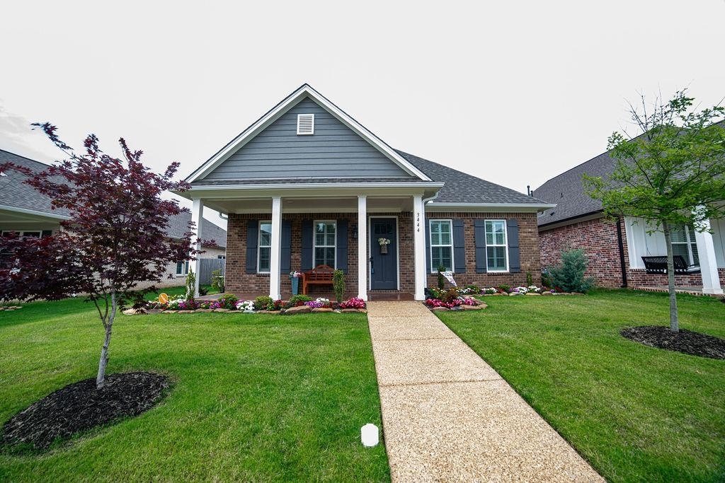 Property Photo:  3444 Hatton Dr  MS 38651-1025 