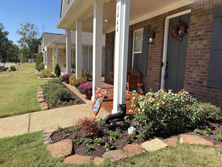 3444 Hatton Dr  Nesbit MS 38651-1025 photo