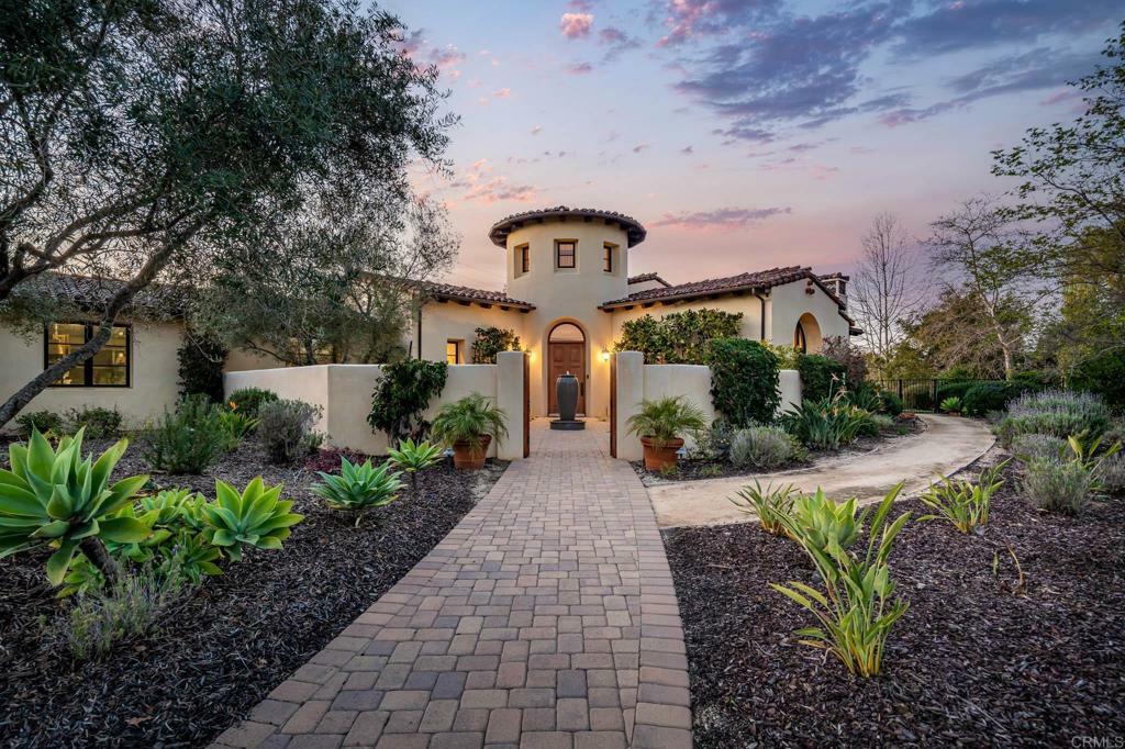 Property Photo:  7552 Montien Road  CA 92127 
